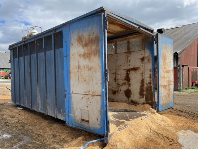 1191408-1 Container 40 cubic meters with opening roof