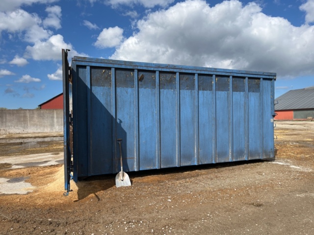 1191408-3 Container 40 cubic meters with opening roof