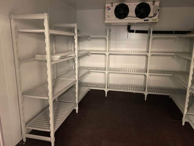 1150597-2 Storage shelf cold room 7 sections, width 100cm, depth 43cm