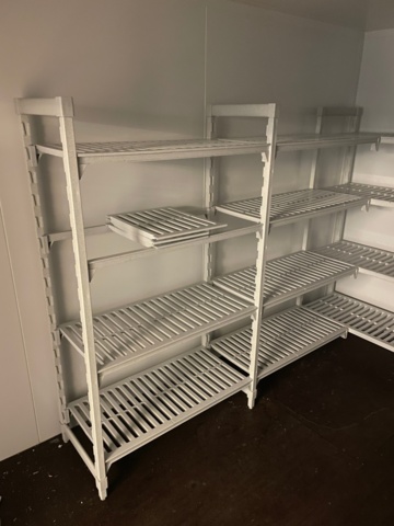 1150597-3 Storage shelf cold room 7 sections, width 100cm, depth 43cm