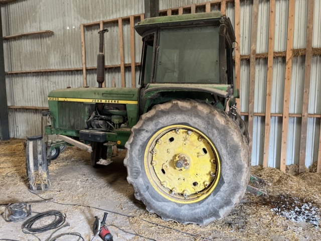 1191410-5 Tractor John Deere 4230 (Repair item)
