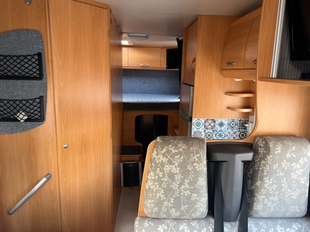 985412-13 Chausson Welcome 28 motorhome Ford 2.4 TDCi 137hp, 2005 "New engine 0 miles"