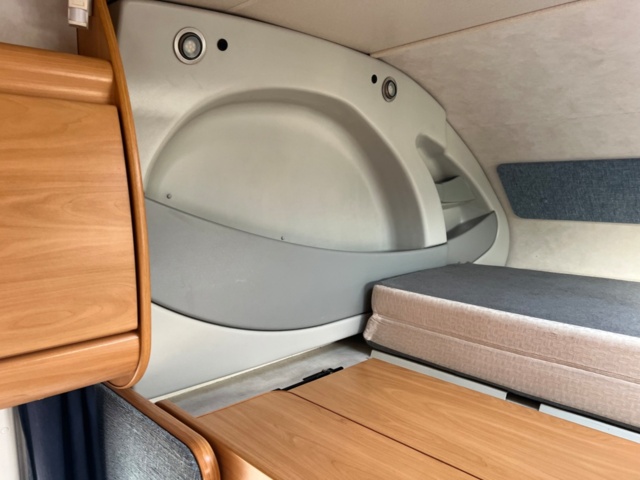 985412-30 Chausson Welcome 28 motorhome Ford 2.4 TDCi 137hp, 2005 "New engine 0 miles"