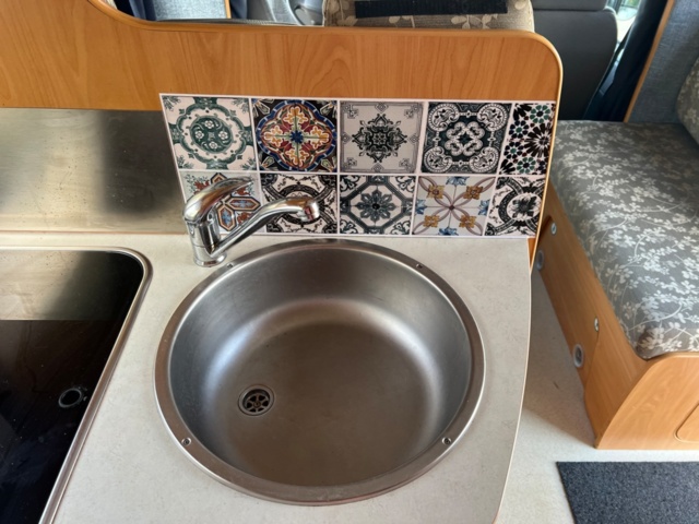 985412-48 Chausson Welcome 28 motorhome Ford 2.4 TDCi 137hp, 2005 "New engine 0 miles"