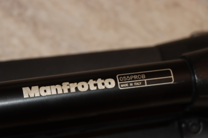 1173591-10 Canon EOS 7D with 35mm lens