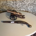 1121807-1 Brass cannon & striker-fired gun