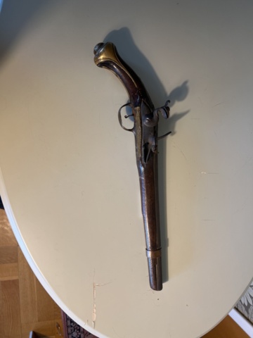 1121807-9 Brass cannon & striker-fired gun