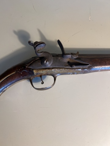 1121807-10 Brass cannon & striker-fired gun