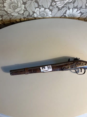 1121807-14 Brass cannon & striker-fired gun