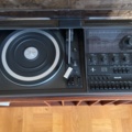 1121826-5 Retro steriobänk 140cm med sterio Philips 878 + LP-skivor