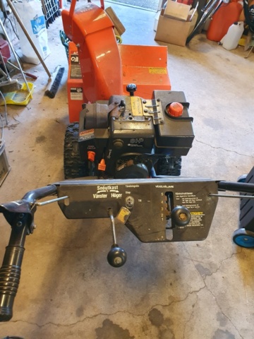1201691-2 Snow blower Ariens ST824