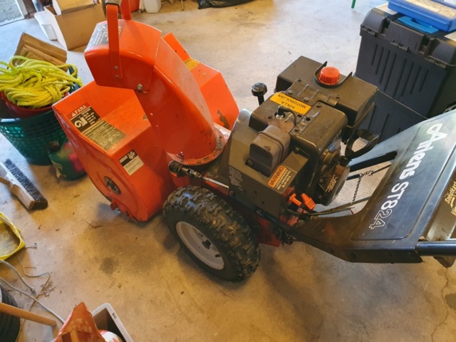 1201691-3 Snow blower Ariens ST824