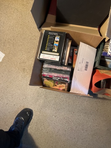 1121839-10 100s of Lp.cd &amp; dvd stereo bench