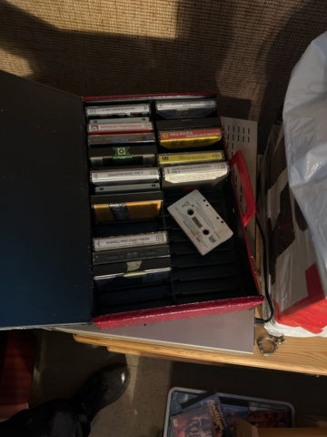 1121839-20 100s of Lp.cd &amp; dvd stereo bench