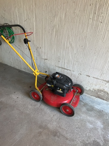 1121859-2 Klippo excellent lawnmower