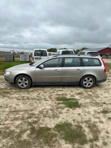 1196708-2 Volvo V70 2.4D Geartronic, 163hp, 2008
