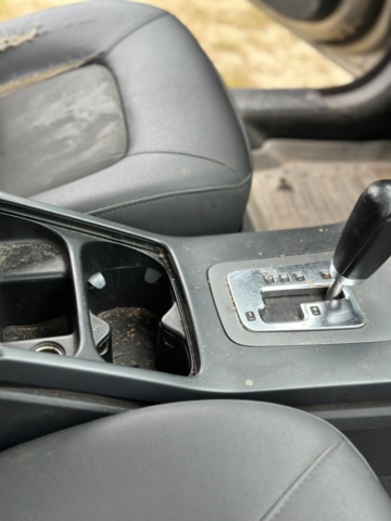 1196708-27 Volvo V70 2.4D Geartronic, 163hp, 2008