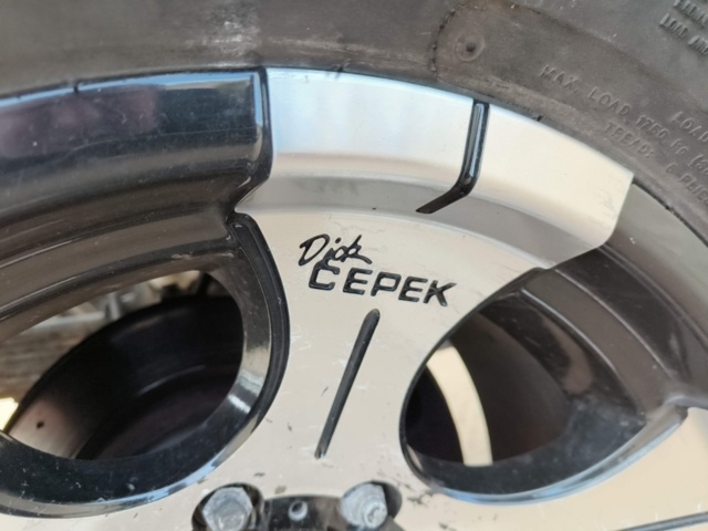 1129236-11 Ford F-350 Crew Cab - 2000