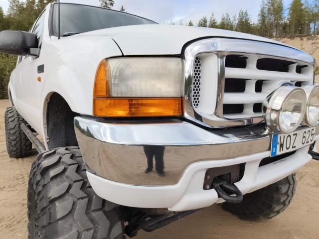 1129236-20 Ford F-350 Crew Cab - 2000