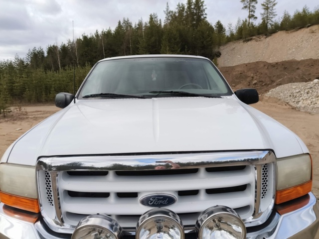 1129236-24 Ford F-350 Crew Cab - 2000