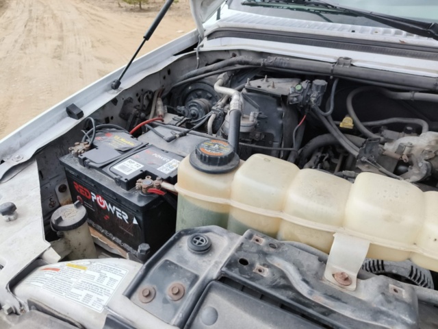 1129236-76 Ford F-350 Crew Cab - 2000