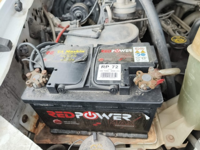 1129236-77 Ford F-350 Crew Cab - 2000