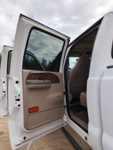 1129236-82 Ford F-350 Crew Cab - 2000