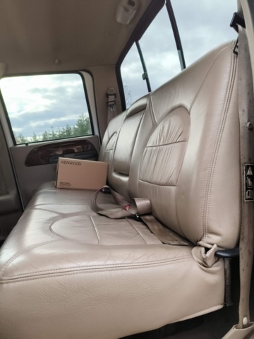 1129236-85 Ford F-350 Crew Cab - 2000