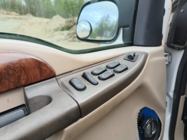 1129236-91 Ford F-350 Crew Cab - 2000