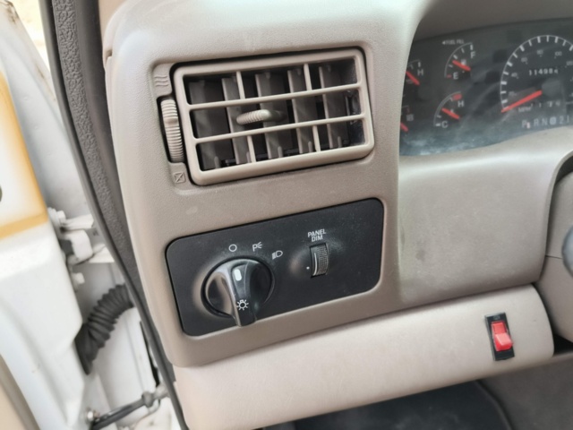 1129236-104 Ford F-350 Crew Cab - 2000