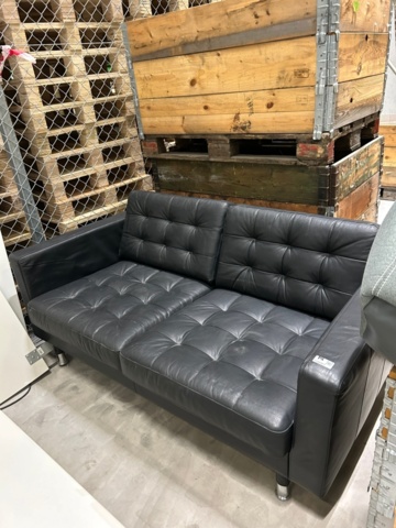 1144403-1 2-sits skinnsoffa från Ikea