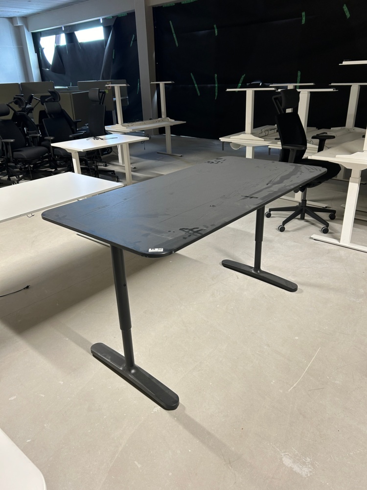 Desk Ikea Bekant 160x80cm | PS Auction