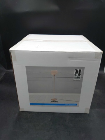 1171535-2 Markslöjd golvlampa - Frakt ingår