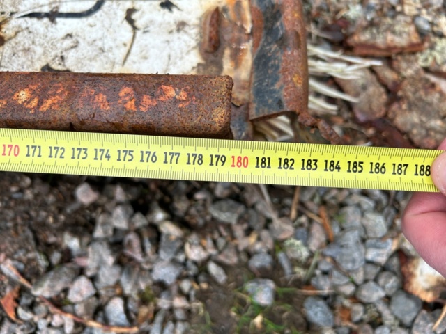 1144447-5 Dust brush Sweepex mega 720 - S60 Bracket