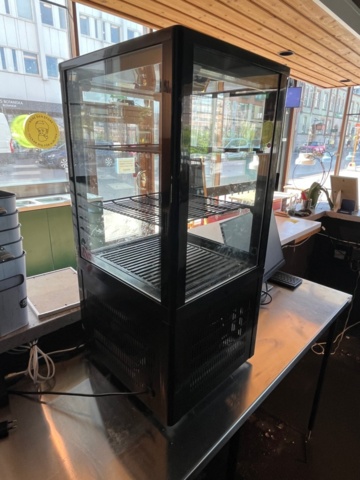 1145394-1 Display fridge in bench model, Tefcold