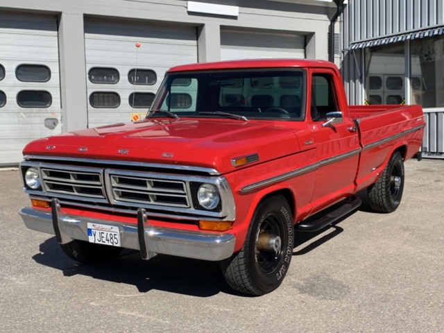 1068229-1 Ford F-250 Single cab -1972