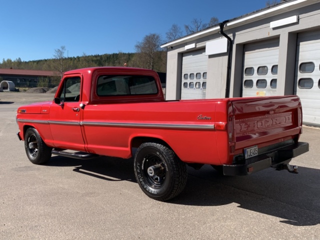 1068229-8 Ford F-250 Single cab -1972