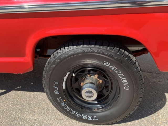 1068229-12 Ford F-250 Single cab -1972