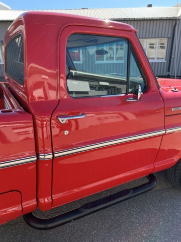1068229-25 Ford F-250 Single cab -1972