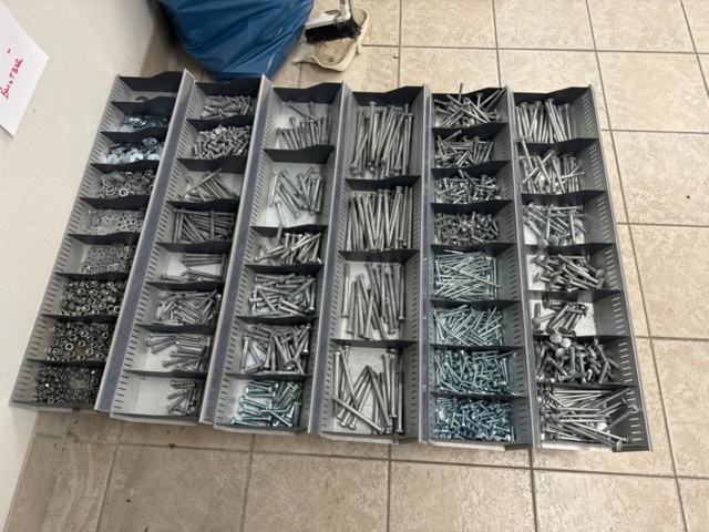 1205119-2 Bolt, nut carriage bolt, washers