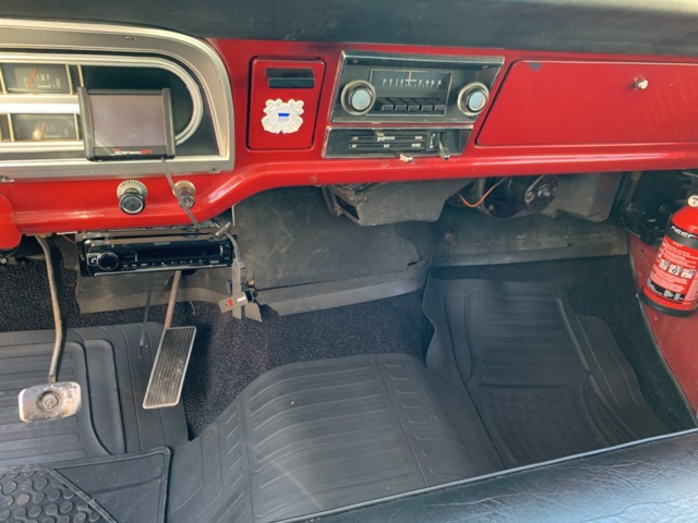 1068229-39 Ford F-250 Single cab -1972