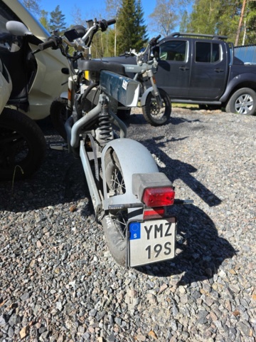 956402-2 Cake Cae grå