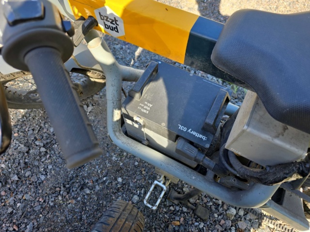 956402-7 Cake Cae grå