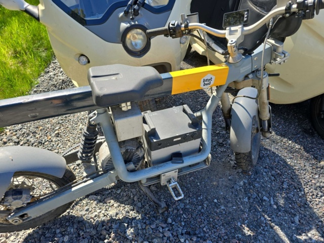 956402-8 Cake Cae grå