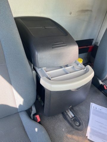 1121874-30 Van 4x2 Volvo Trucks FL -2013