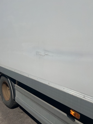 1121874-35 Van 4x2 Volvo Trucks FL -2013