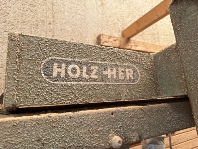 1205325-3 Holz Her wall saw