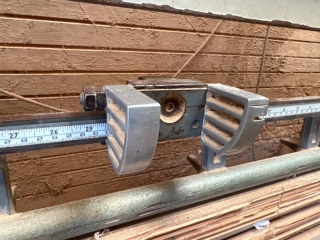 1205325-8 Holz Her wall saw