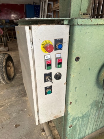 1205327-4 Stenner 36 band saw