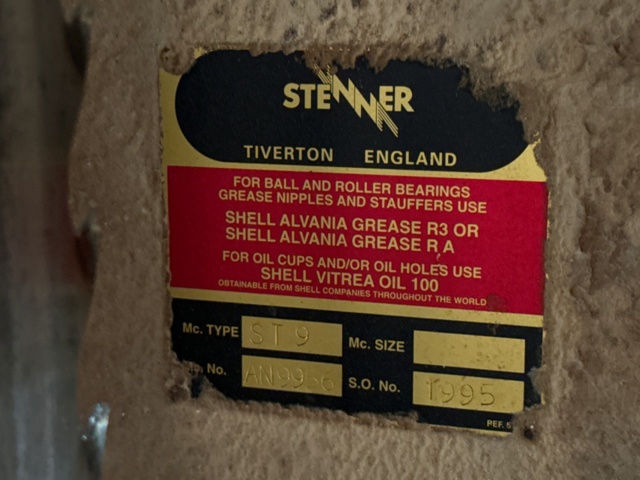 1205327-8 Stenner 36 band saw